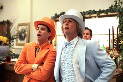(De izquierda a derecha) Jim Carrey como Lloyd Christmas y Jeff Daniels como Harry Dunne en "Dumb & Dumber".